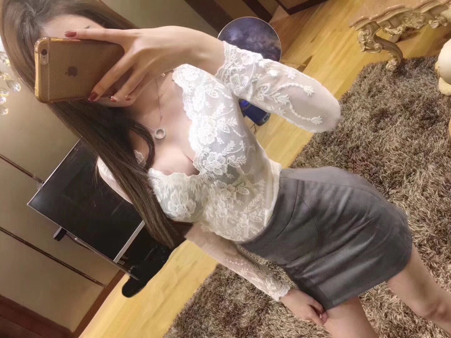 清纯巨乳学生妹 后入爽翻天